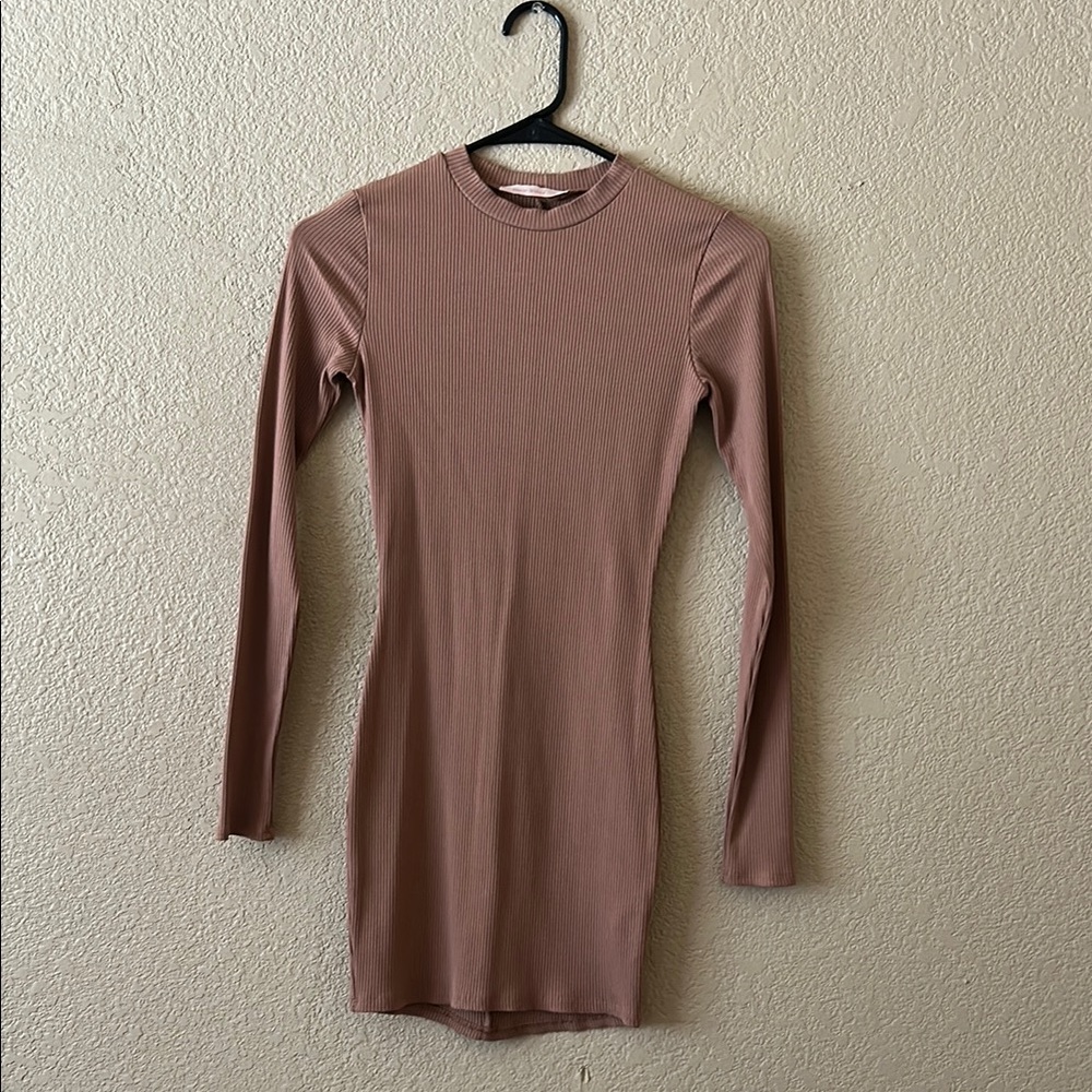 Elegant Long Sleeve Ribbed Dress - Pink